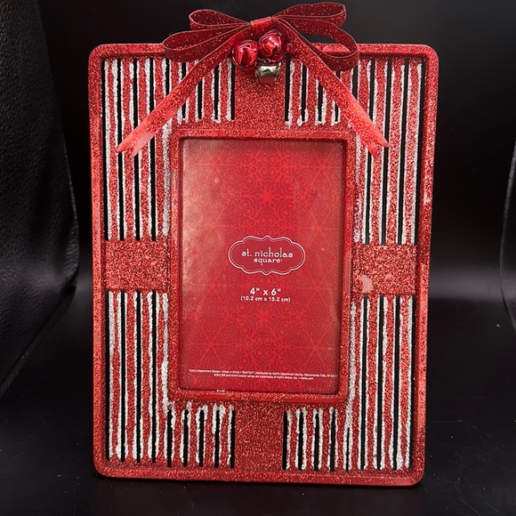 - Christmas Photos Frame, Metal , Red Glitter Fits 4X6” - Picture 1 of 4